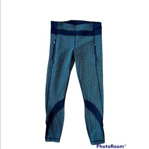 EUC Lululemon Inspire Tight II - teal/black - size 8